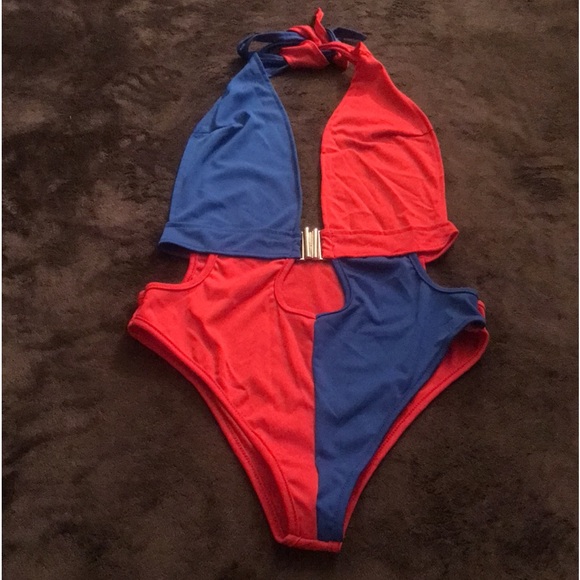 Sexy & Inviting Swimwear 💋 - Picture 2 of 8